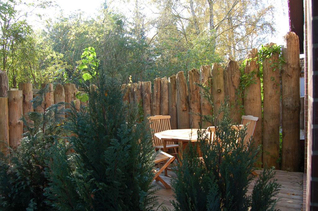 Ferienhaus im großen Garten Ostseeheilbad Ostseeheilbad Zingst Zimmer foto